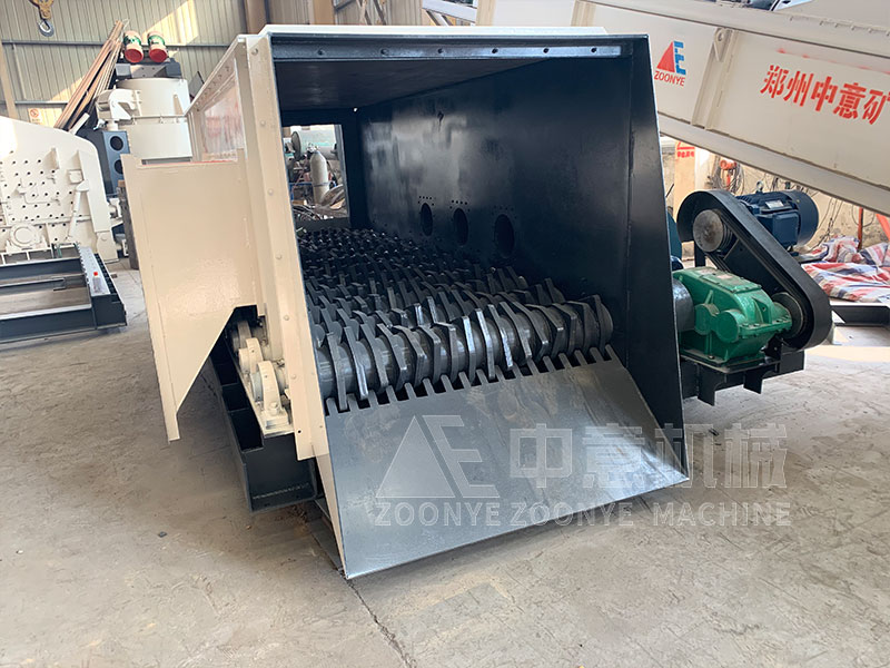 礦物垃圾分選處理成套設(shè)備滾軸篩實(shí)地工廠圖片 礦物垃圾分選處理成套設(shè)備滾軸篩實(shí)地工廠圖片